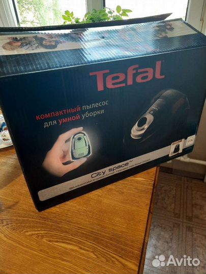 Пылесос с пылесборником Tefal City space TW2619EA