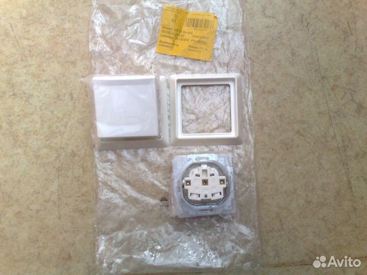 Терморегулятор ECO10FJ Jussi, эуи Busch-Jaeger