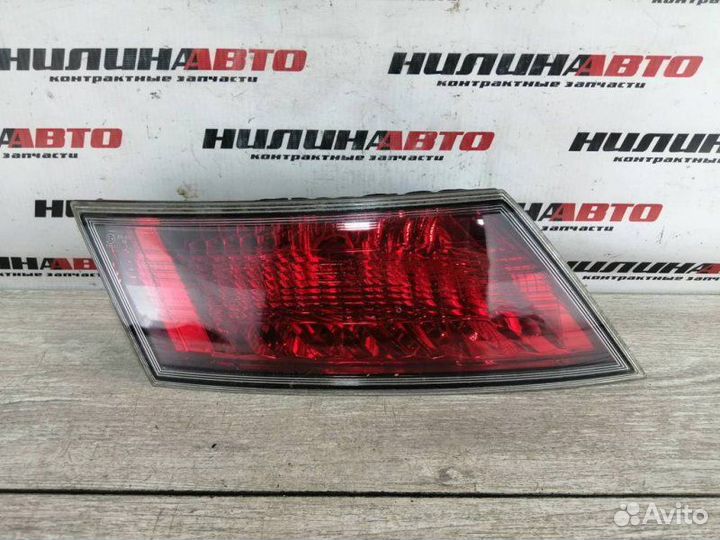 Фонарь левый в крышку багажника Honda Civic 8 1.8