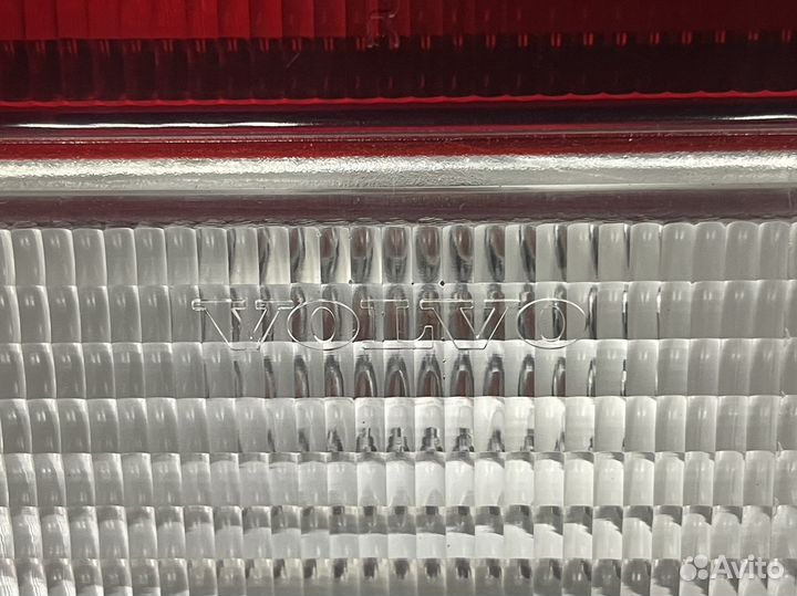 Фонарь задний правый внутренний Volvo 940 960 Новы