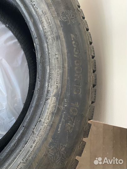 Triangle Snowlink TWT02 235/60 R18