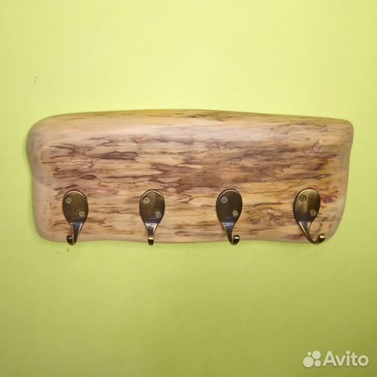 Ключница настенная из дерева 30 х 14 см