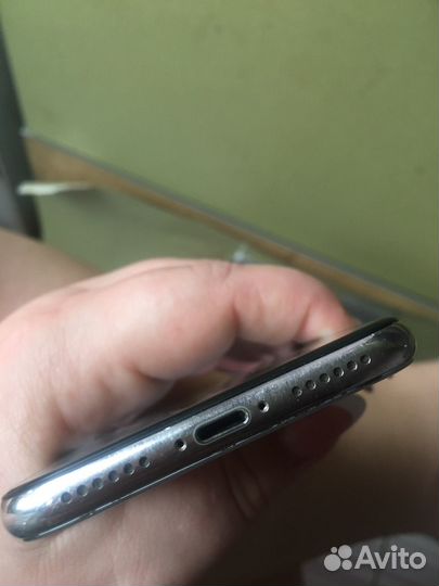 iPhone X, 256 ГБ