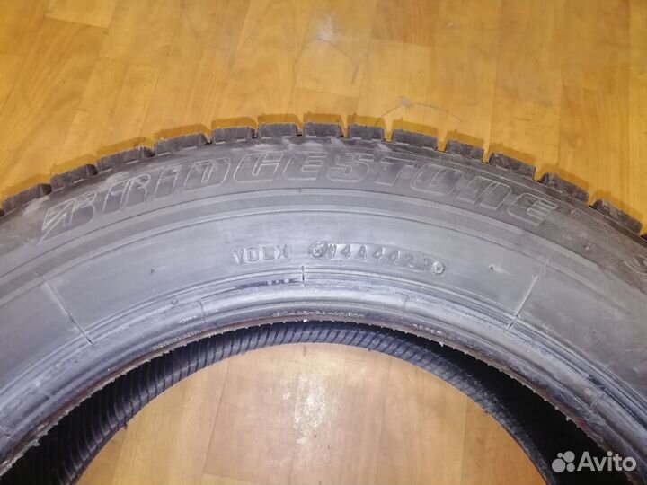 Bridgestone Blizzak Revo GZ 185/65 R15