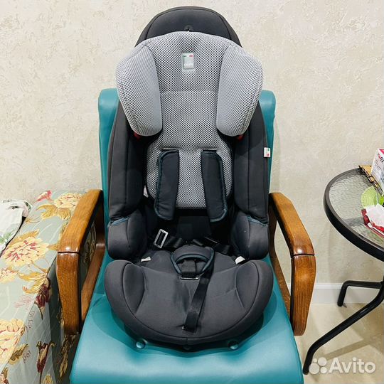 Автокресло бустер Cam 9-36кг