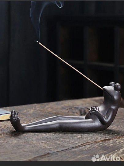 Курильница лягушка