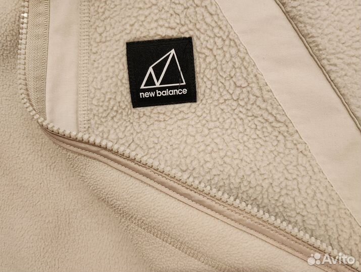 New balance кофта