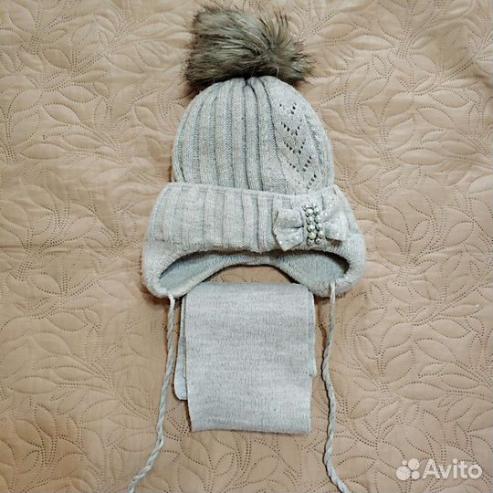 Зимняя шапка и шарф