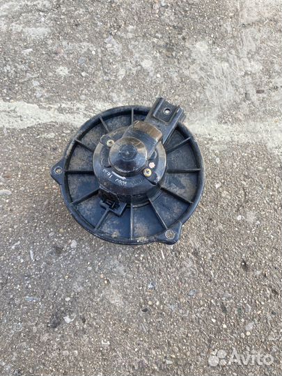 Вентилятор печки honda Fit