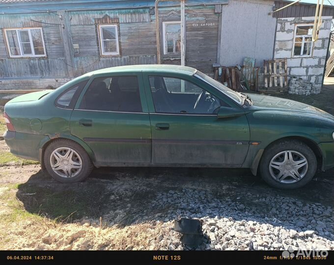 Opel Vectra 1.8 МТ, 1996, 340 000 км