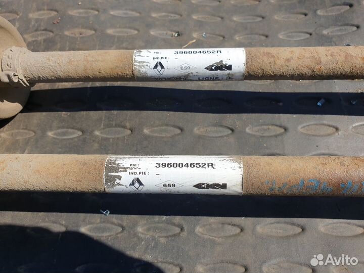 Полуось привод задний Renault Duster Captur Дастер