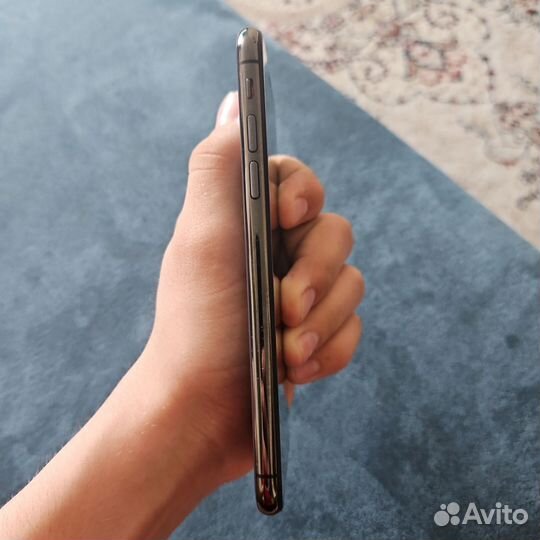 iPhone Xs, 64 ГБ