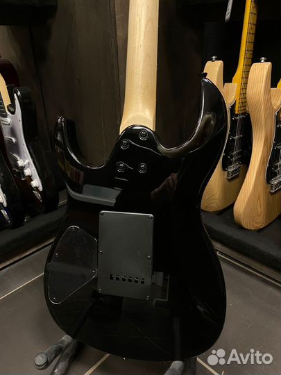 Электрогитара Новая