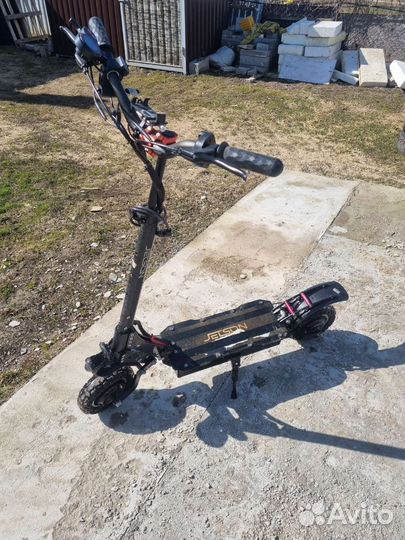 Электросамокат для взрослых