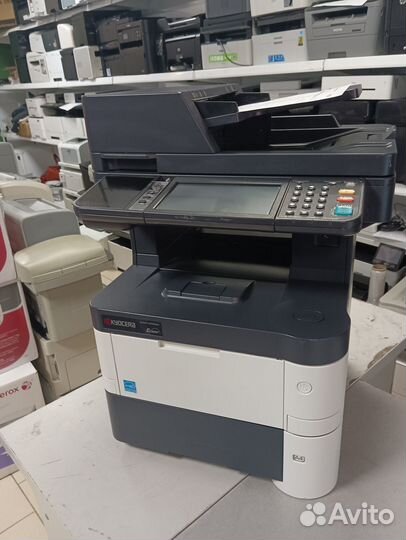 Мощное лазерное мфу Kyocera M3040idn Сенсорный