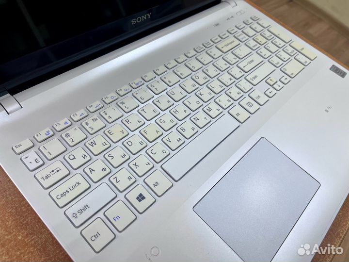 Ноутбук Sony для работы и интернета с гарантией