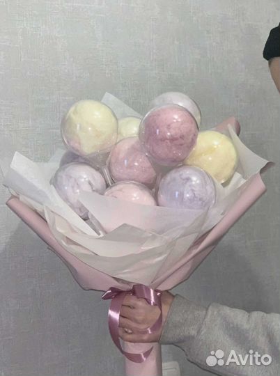 Шикарный букет девушке