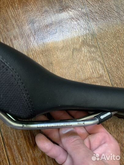 Седло для велосипеда Tioga