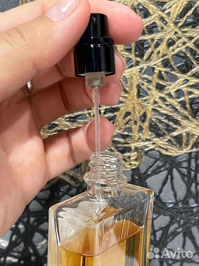 Un Bois Vanille Serge Lutens оригинал