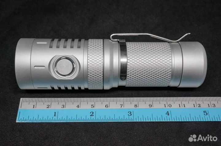 Фонарь брендовый HaikeLite SC26 на XHP35 HD 2050Lm