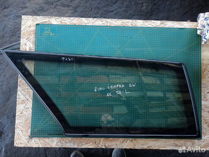 Стекло багажника левое Fiat Tempra SW 88-98