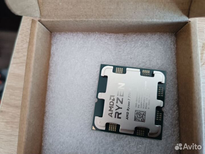 AMD Ryzen 7 7700x новый