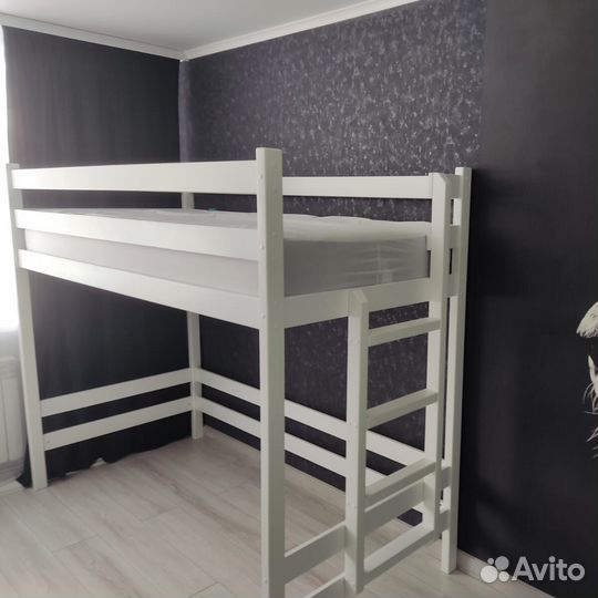 Кровать чердак