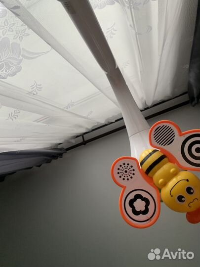 Мобиль на кроватку с проектором