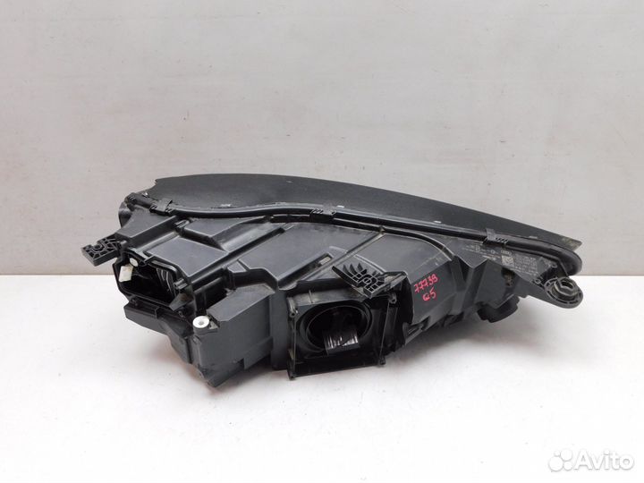 Фара левая Audi Q5/SQ5