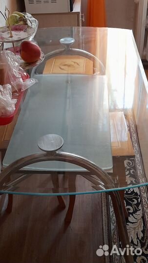 Кухонный стол стекло