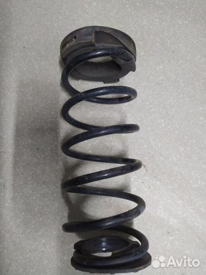 Пружина подвески задняя Kia Rio QB G4FA 2015