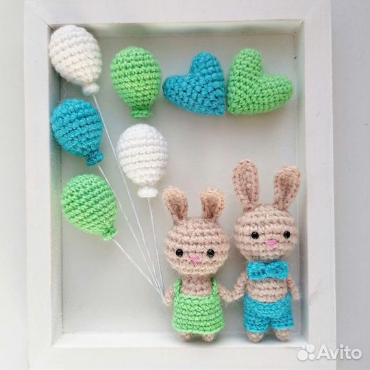 Панно с зайцами