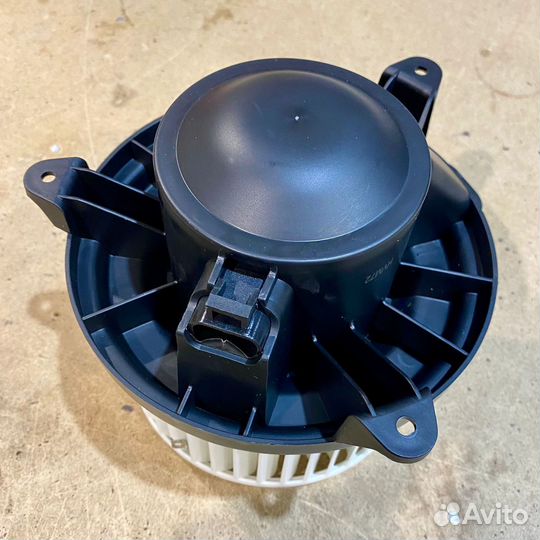 Мотор печки Nissan pathfinder