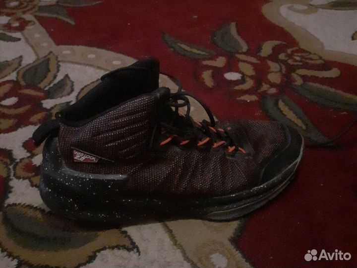 Боскетбольные кросовки tarmak WEB lock 2.0