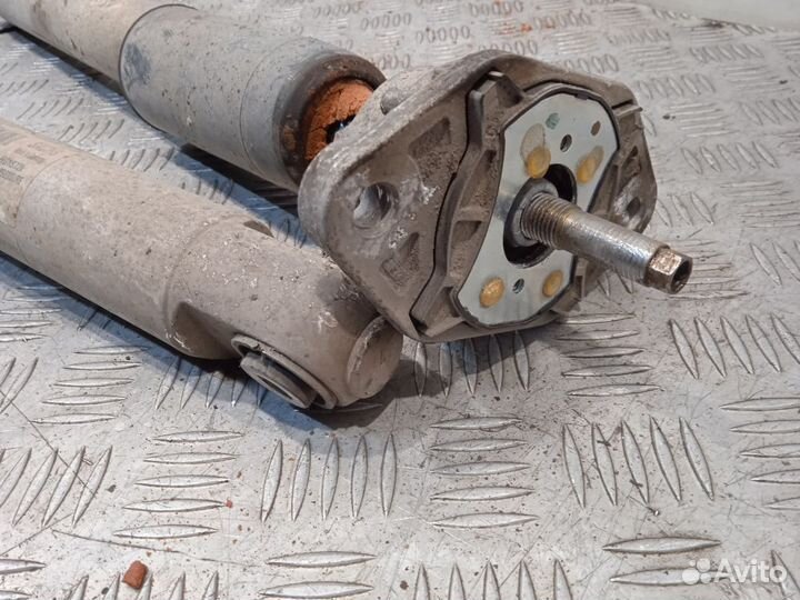 Амортизаторы задние комплект Porsche Panamera