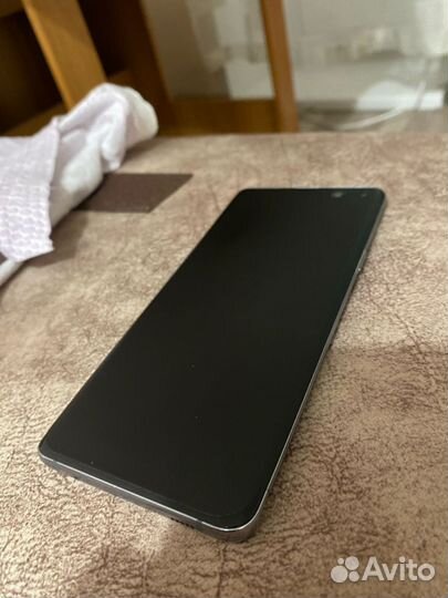 Samsung Galaxy S10 5G Single sim, 8/256 ГБ