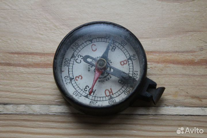 Довоенный компас РККА. Карболит