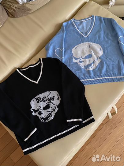 Свитера с черепом черный/голубой y2k