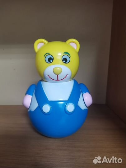 Неваляшка и другие игрушки