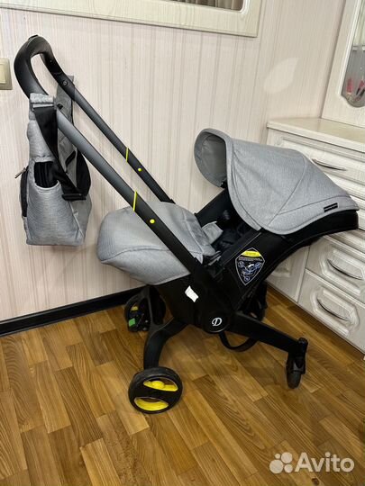 Коляска автолюлька