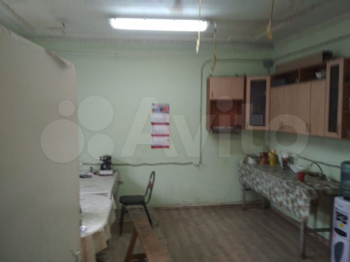 Производство, 725 м²