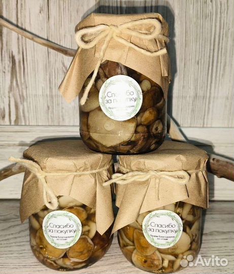 Грибы маслята маринованные