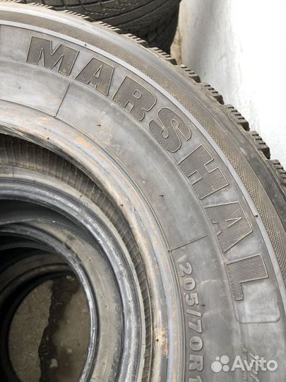 Marshal I'Zen Wis KW19 205/70 R15