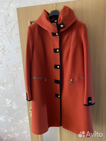 Пальто женское демисезонное 54 размер