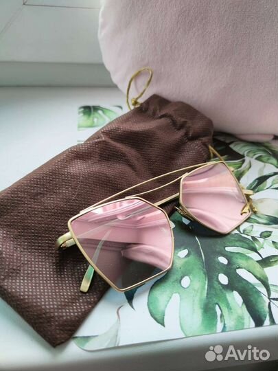 Солнцезащитные очки женские