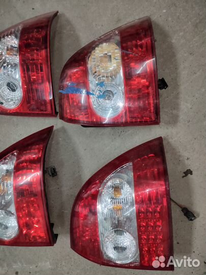 Фонарь задний приора левый / правый