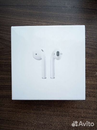 Беспроводные наушники apple airpods