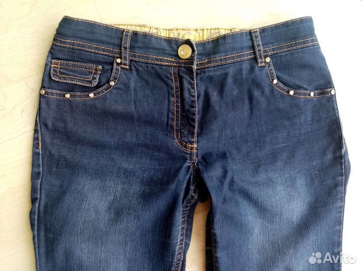 Джинсы 