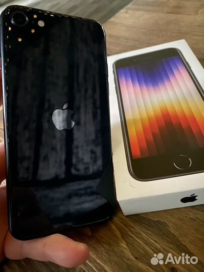 iPhone SE (2022), 64 ГБ