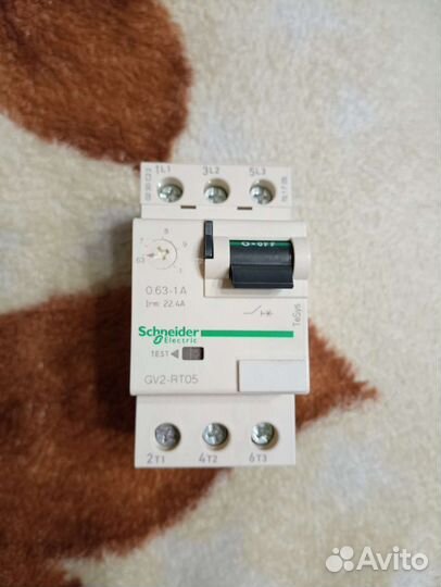 Автомат защиты двигателя gv2-rt05 Schneider новый